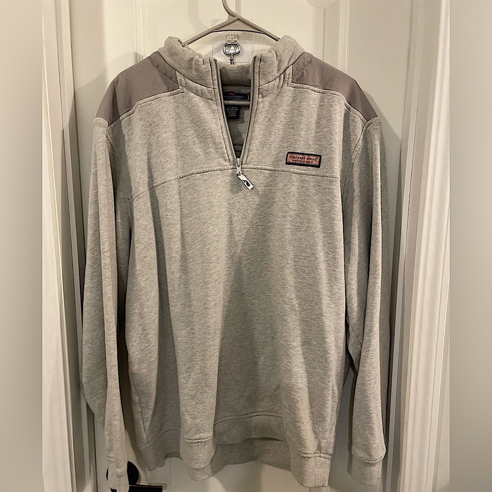 Vineyard vines, quarter zip top GUC women’s sz xl